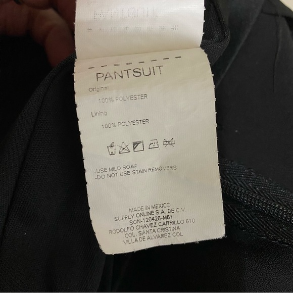 Reina Diaz Deep V-Neck Bishop Sleeve Black Pantsuit Jumpsuit - Picture 10 of 10